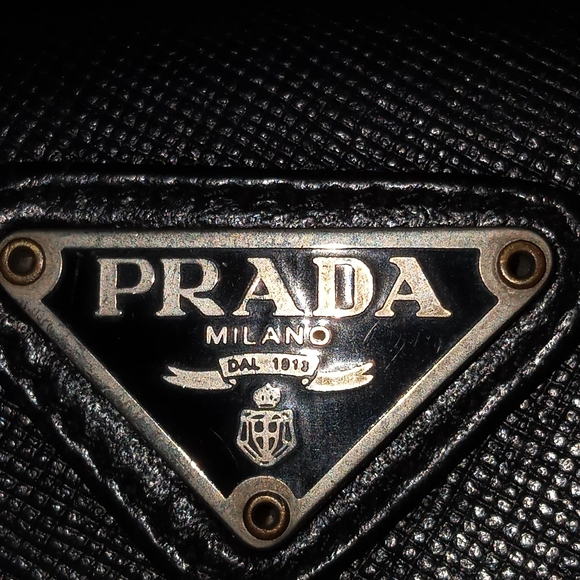 Prada Nero (Black) Nylon and Saffiano Leather 5 Key Holder Case - Picture 14 of 14